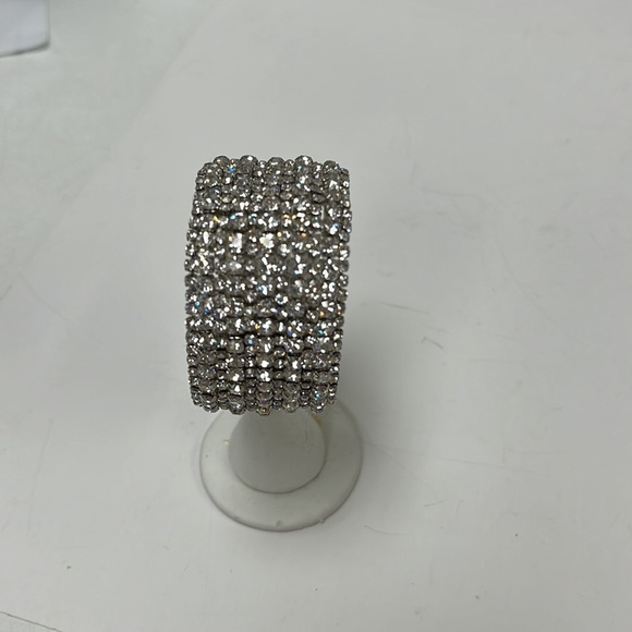 Gorgeous Rhinestone bracelet!!! - Picture 1 of 8